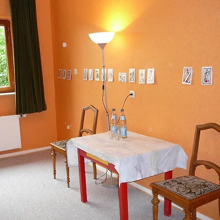 Apartamento O11- Grosszuegige Im Kuenstlerhaus *