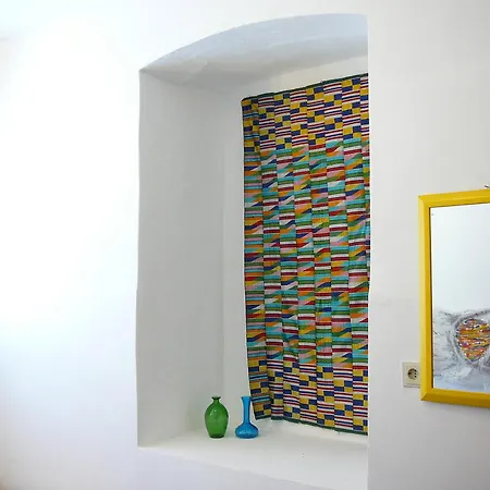 O11- Grosszuegige Im Kuenstlerhaus