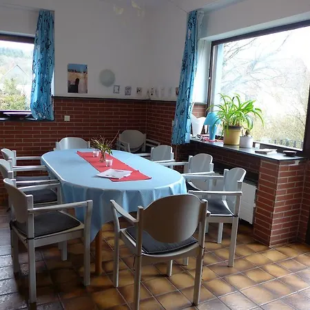 Apartamento O11- Grosszuegige Im Kuenstlerhaus Lichtenfels-Sachsenberg