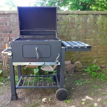 O11- Grosszuegige Im Kuenstlerhaus