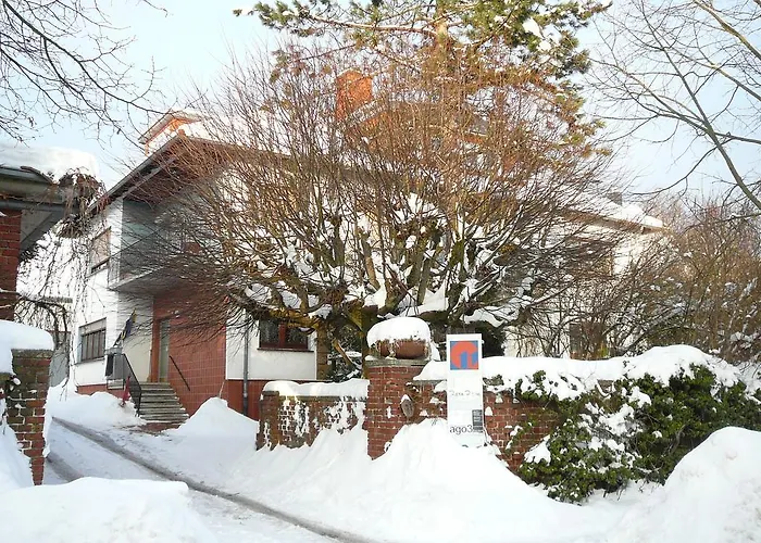 O11- Grosszuegige Im Kuenstlerhaus Appartement