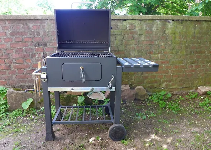 O11- Grosszuegige Im Kuenstlerhaus